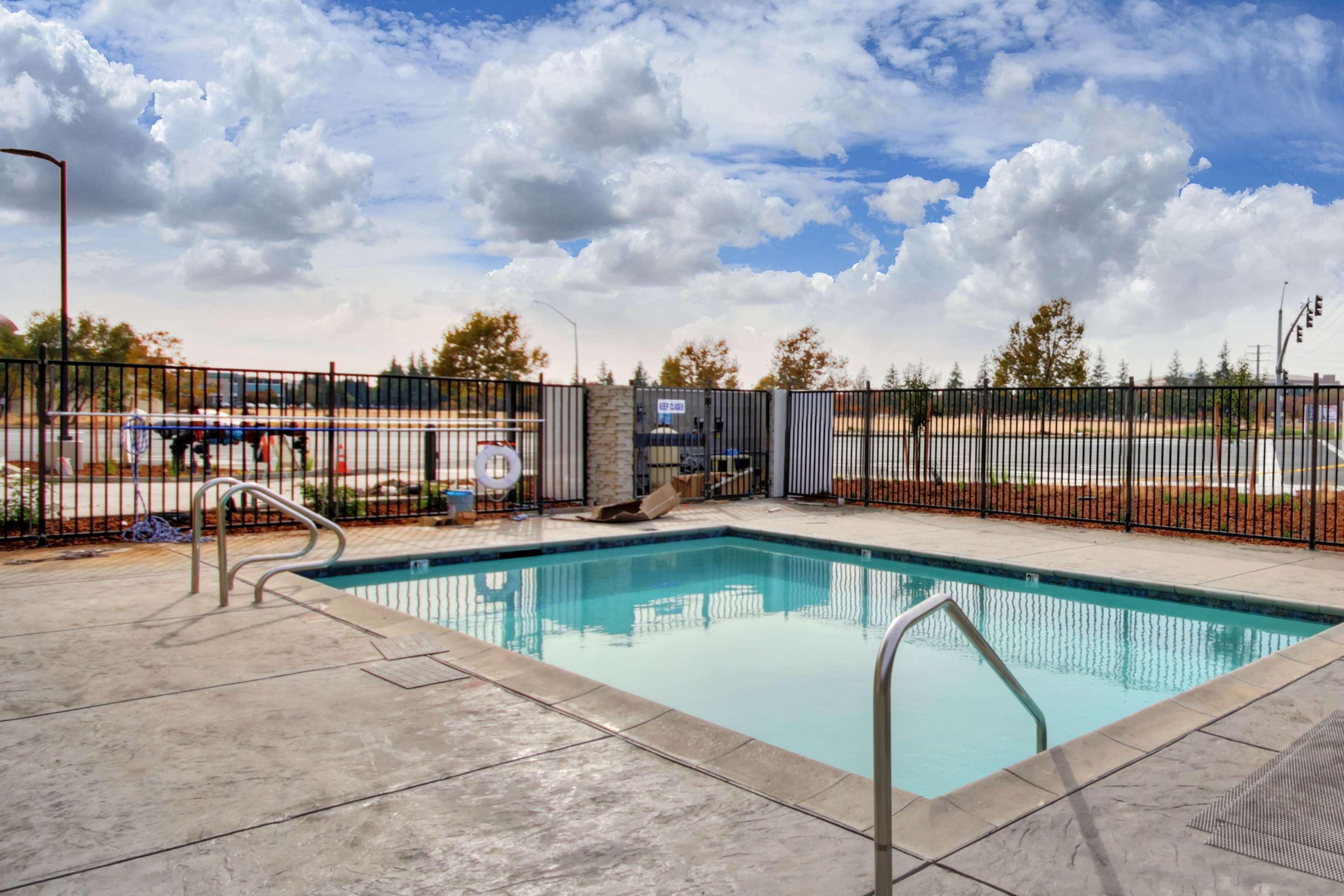 Hotel Wyndham Garden Sacramento Airport Natomas Exterior foto